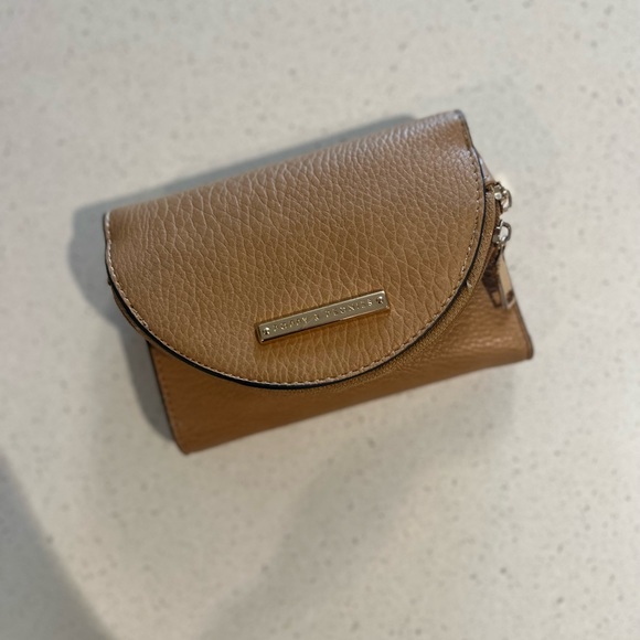 Poppy & Peonies MARGAUX WALLET COGNAC (sold out on line!) - Picture 5 of 8